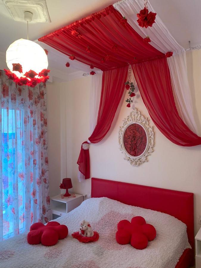 Myparalia Apartament ***** Dış mekan fotoğraf