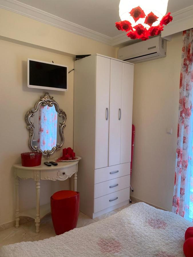 Myparalia Apartament ***** Dış mekan fotoğraf